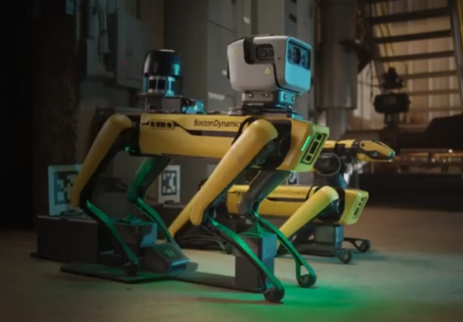 Школа майбутнього: від промислових роботів до розумних класів